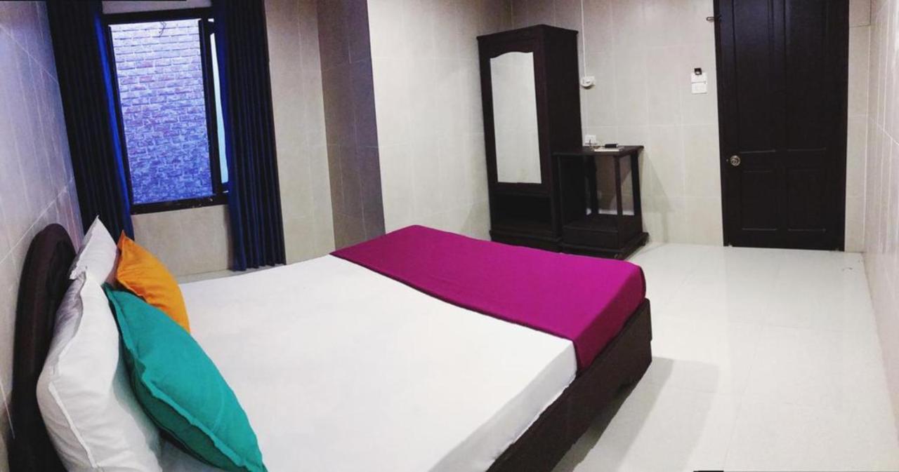 Tribee Kinh Hostel & Bar Хойан Экстерьер фото